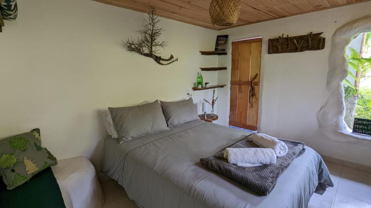 Finca Flora Del Rio, Habitacion Las Orquideas Hotel Pijao Екстериор снимка